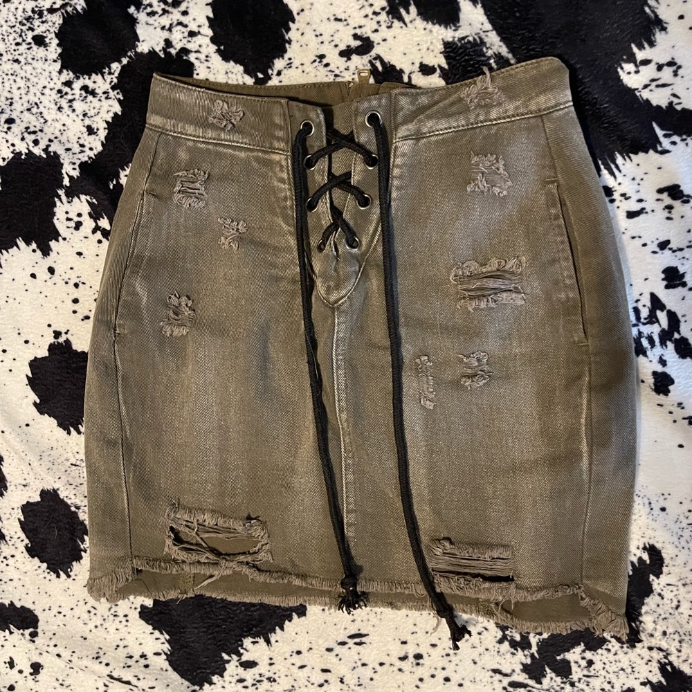 Hayden denim skirt Size: Small